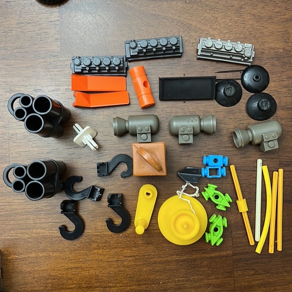 ENORMOUS Fisher-Price Construx Lot – 7 lbs + Storage Bag! - Picture 10 of 11